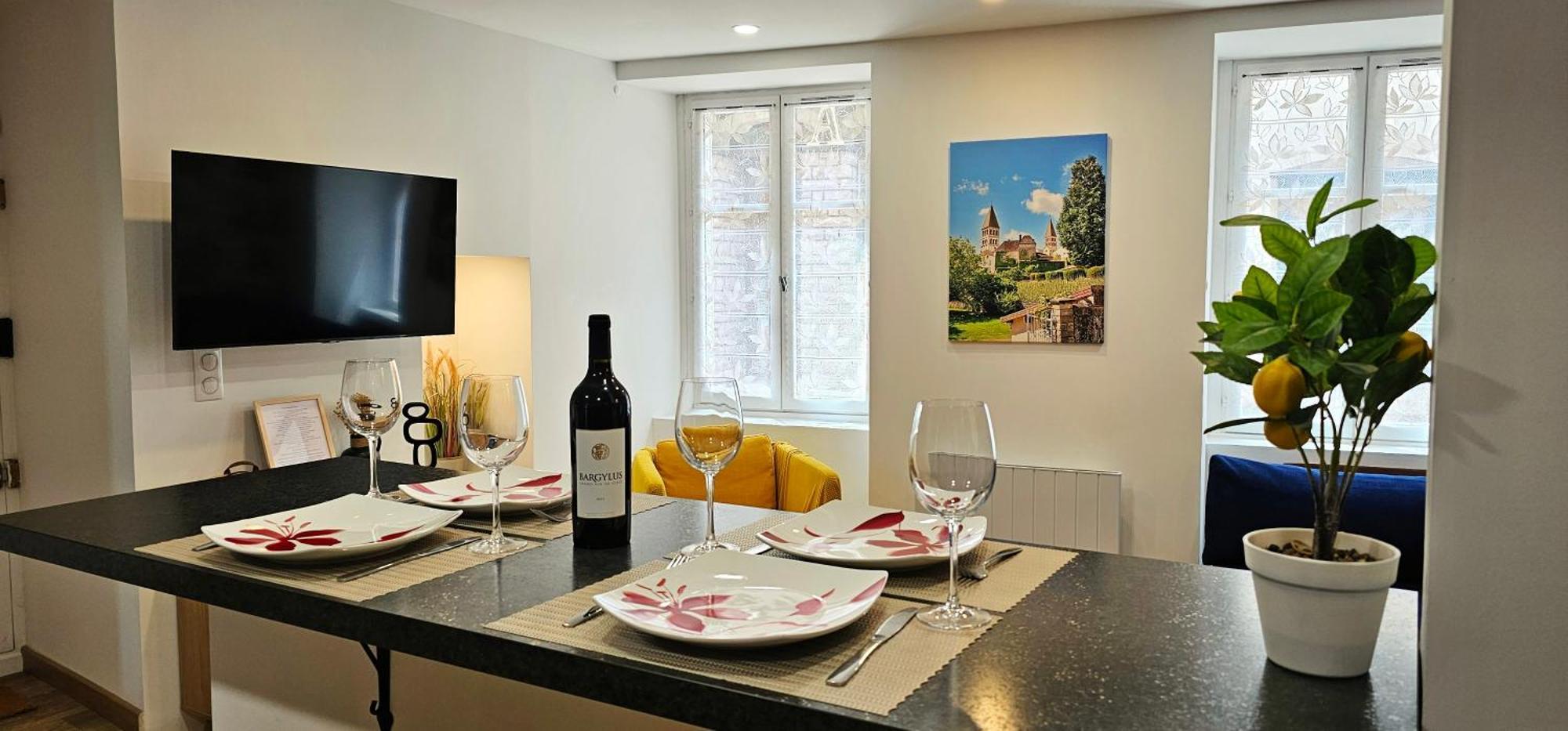 Rez De Chaussee Appartement A Tournus - Yellow المظهر الخارجي الصورة